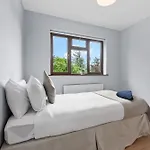 5 Bedroom - Sleeps 6