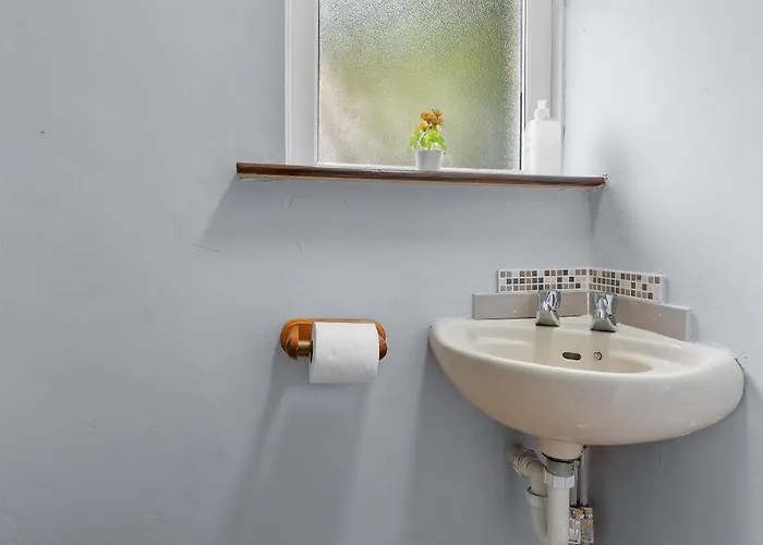 Hébergement de vacances 5 Bedroom - Sleeps 6